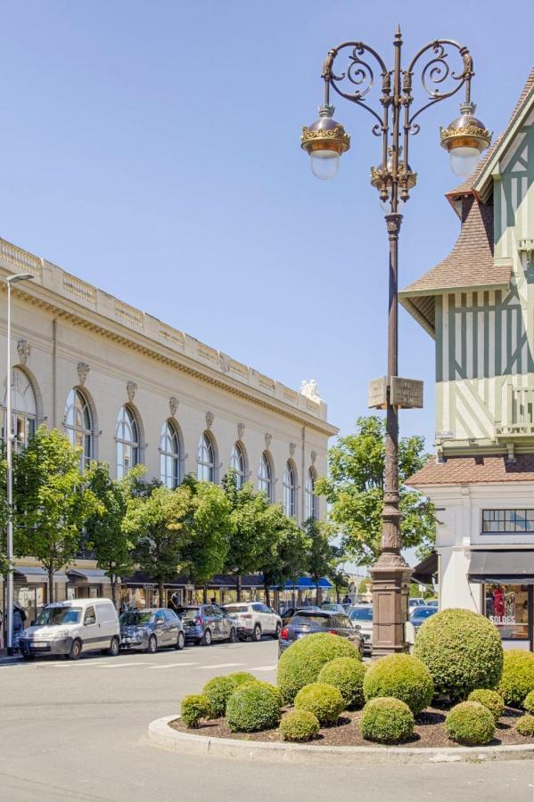Castel Saint Clair - Trois Pieces - Deauville Centre Luaran gambar