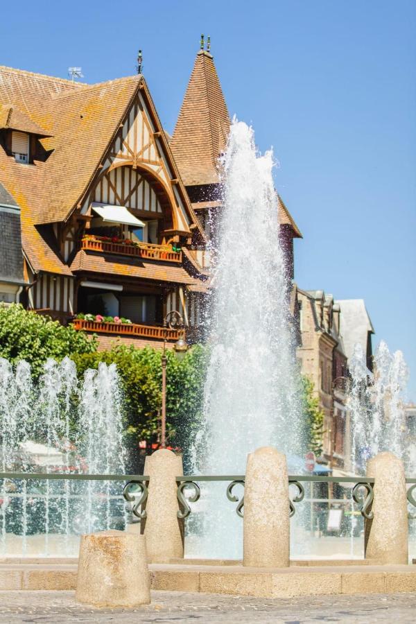 Castel Saint Clair - Trois Pieces - Deauville Centre Luaran gambar
